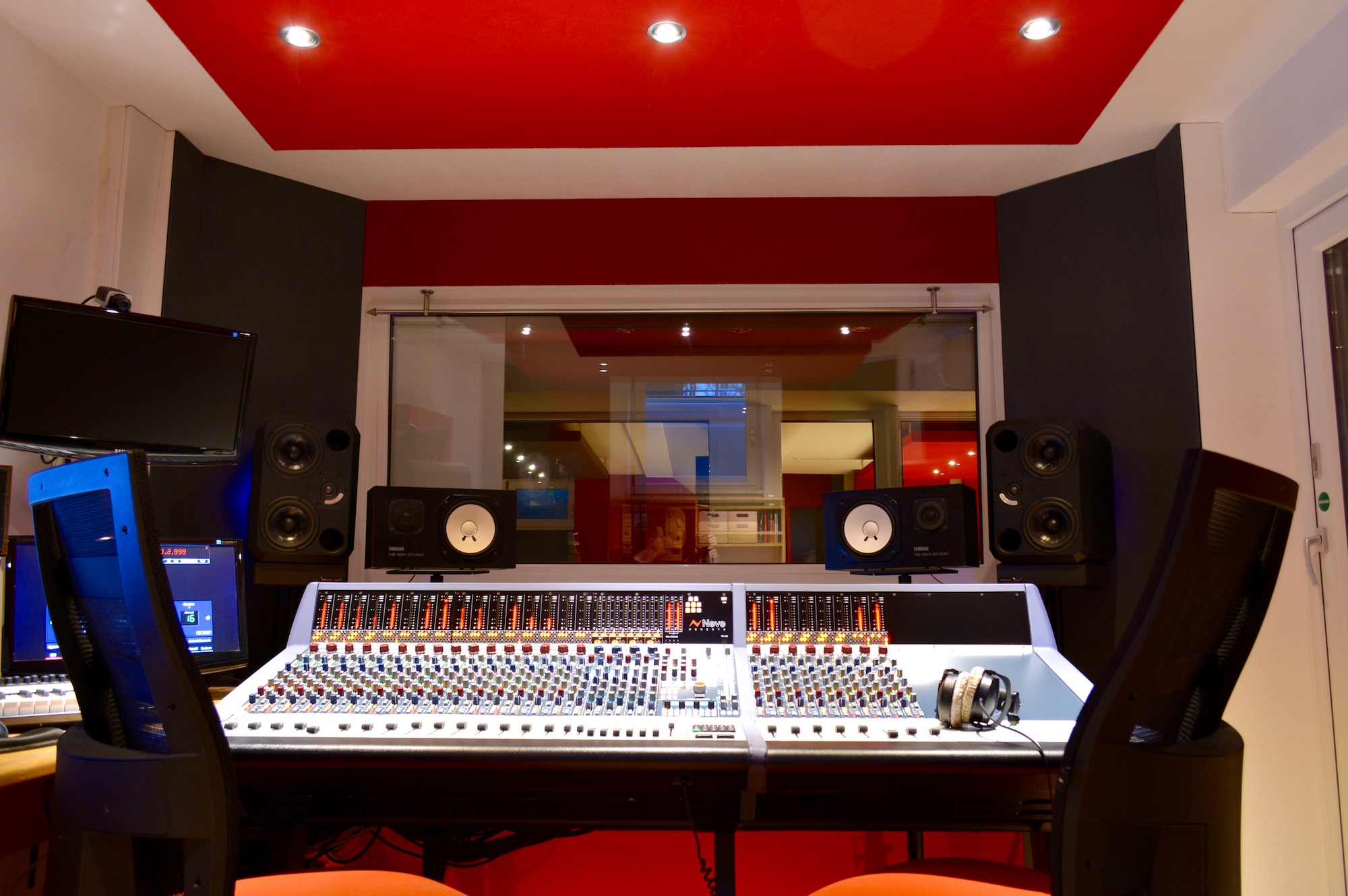 Hicktown Records ® Das High End! Tonstudio & Musiklabel TrustedMusic